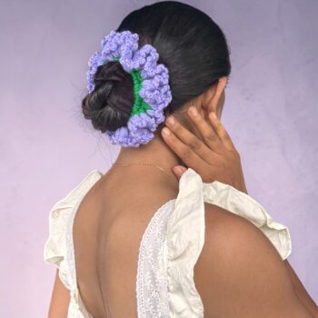 curly flower scrunchie