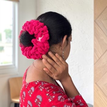Raspberry scrunchie